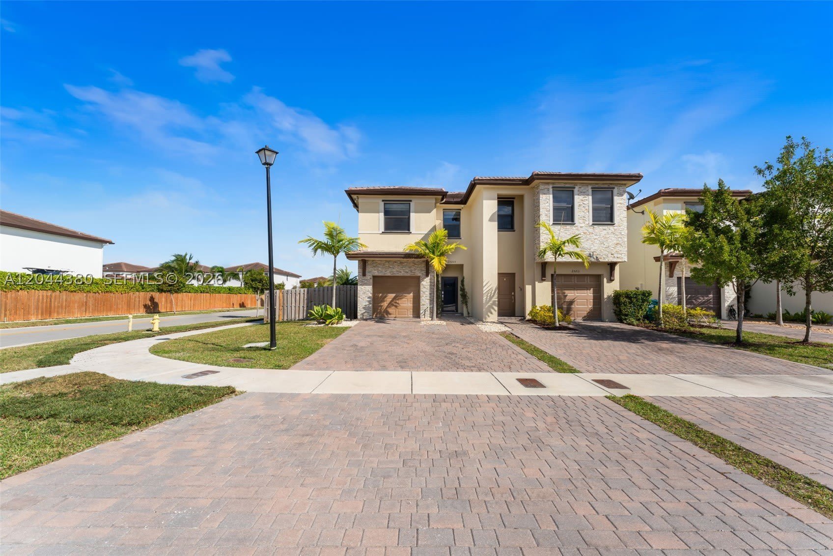25205 SW 108th Ave – photo 1