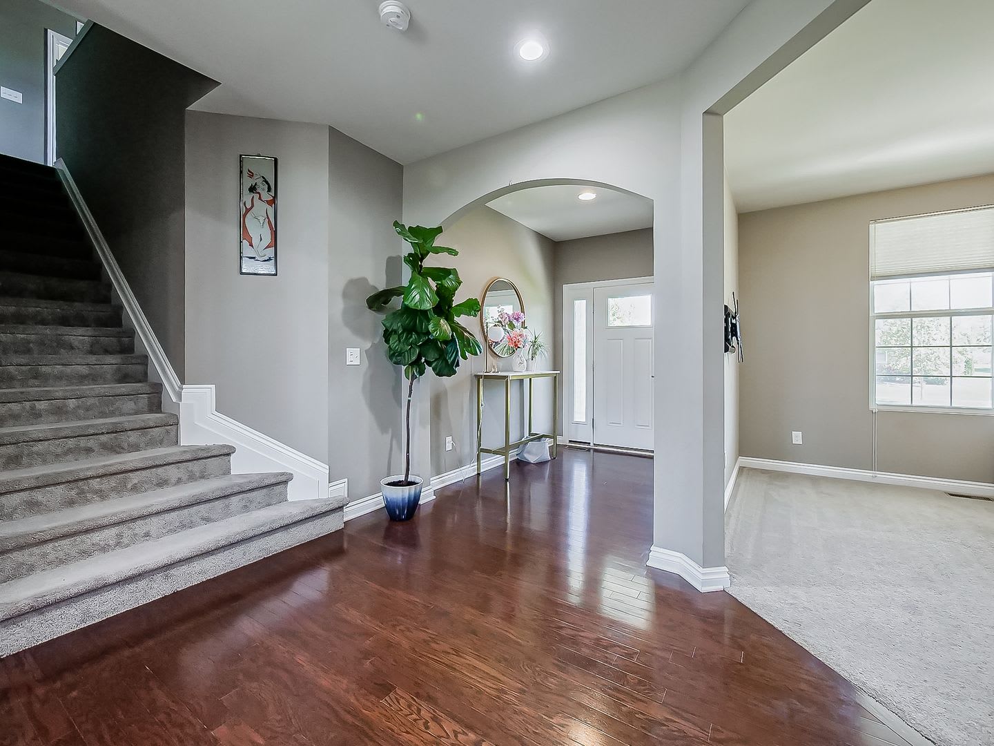 Stunning South Lyon Home with Outdoor Oasis! – photo 2