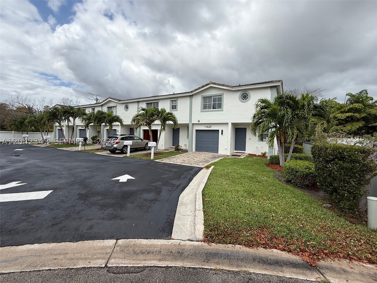 11627 NW 23rd Ct – photo 3