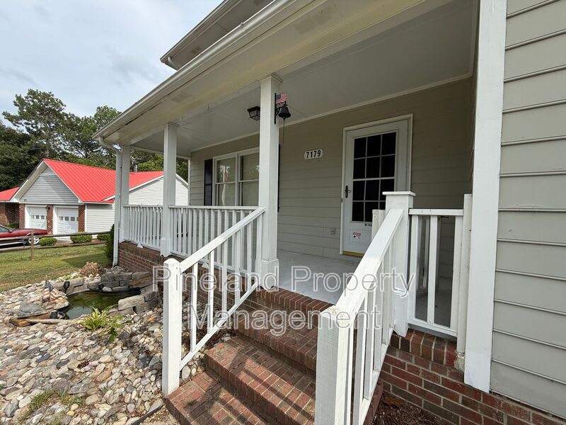 7179 Mazarron Dr – photo 4