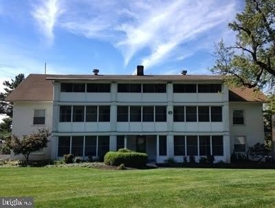 424 Linden Avenue – photo 1