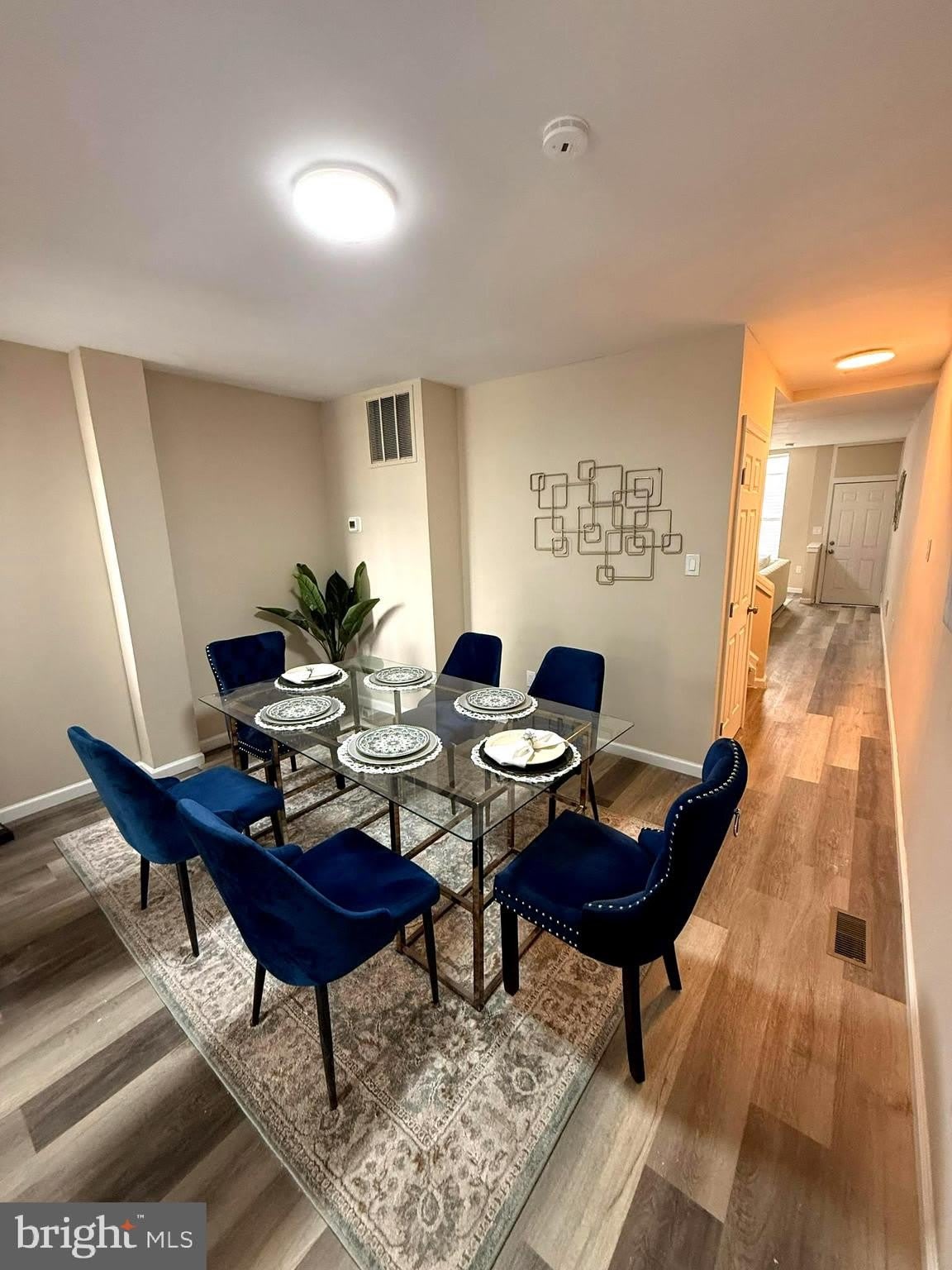 1026 E North Avenue – photo 3