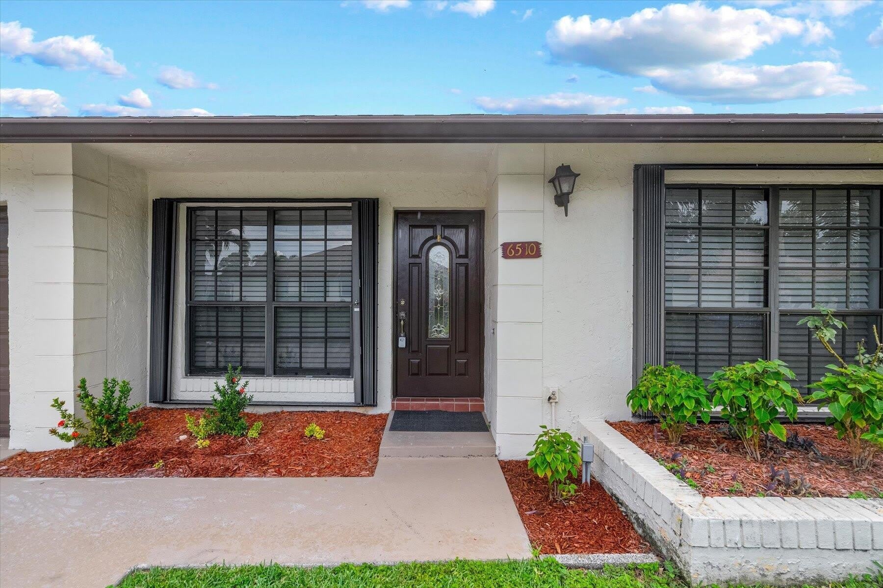 6510 OLIVEWOOD Circle – photo 3