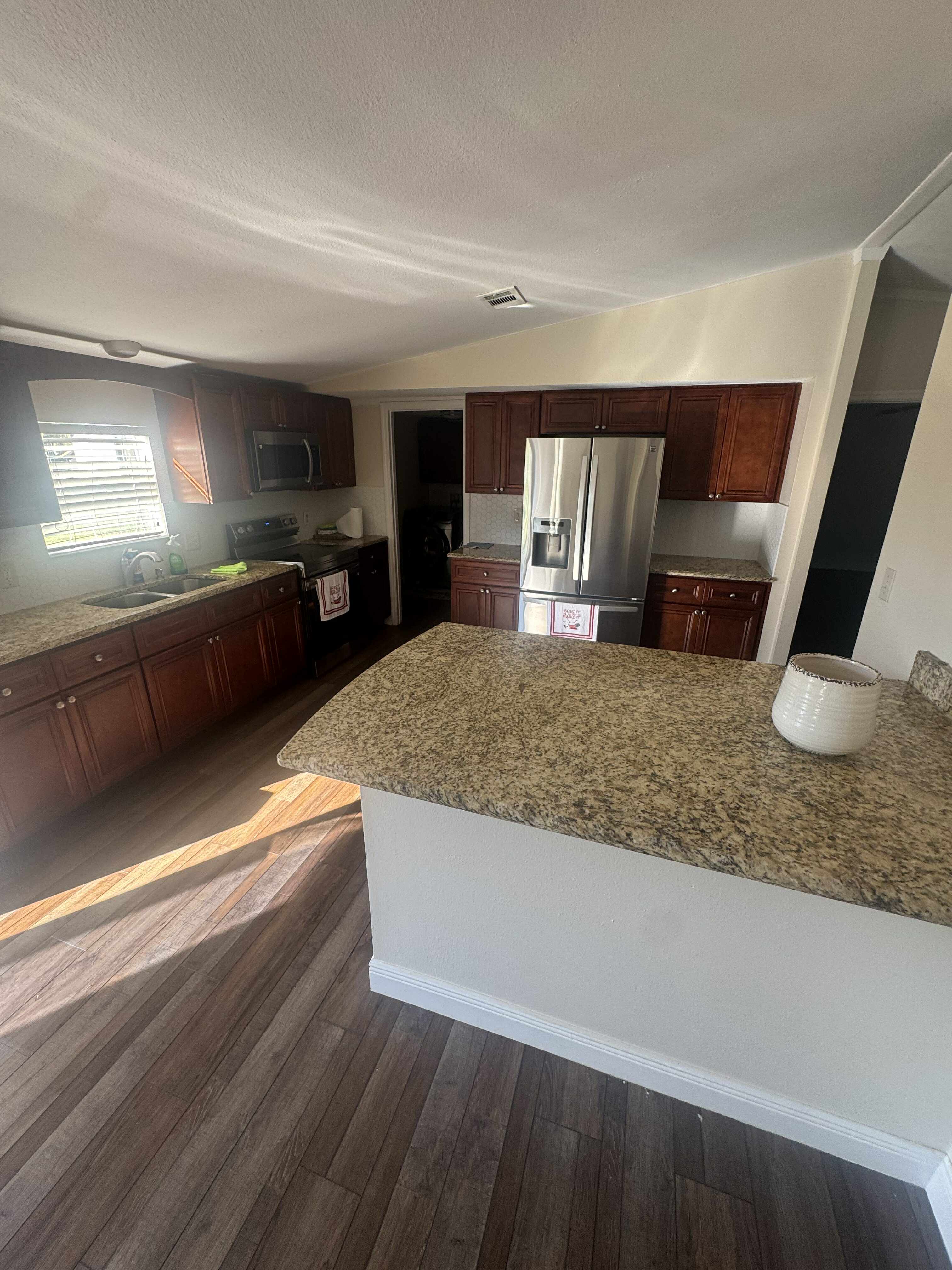 2816 E Lake Rd – photo 2