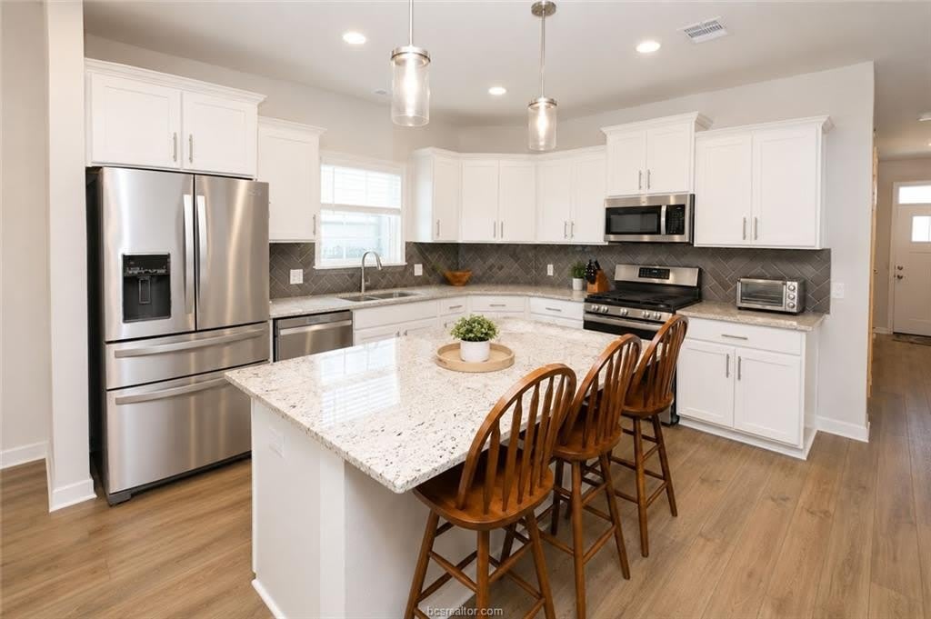 6215 Rockford Drive – photo 4