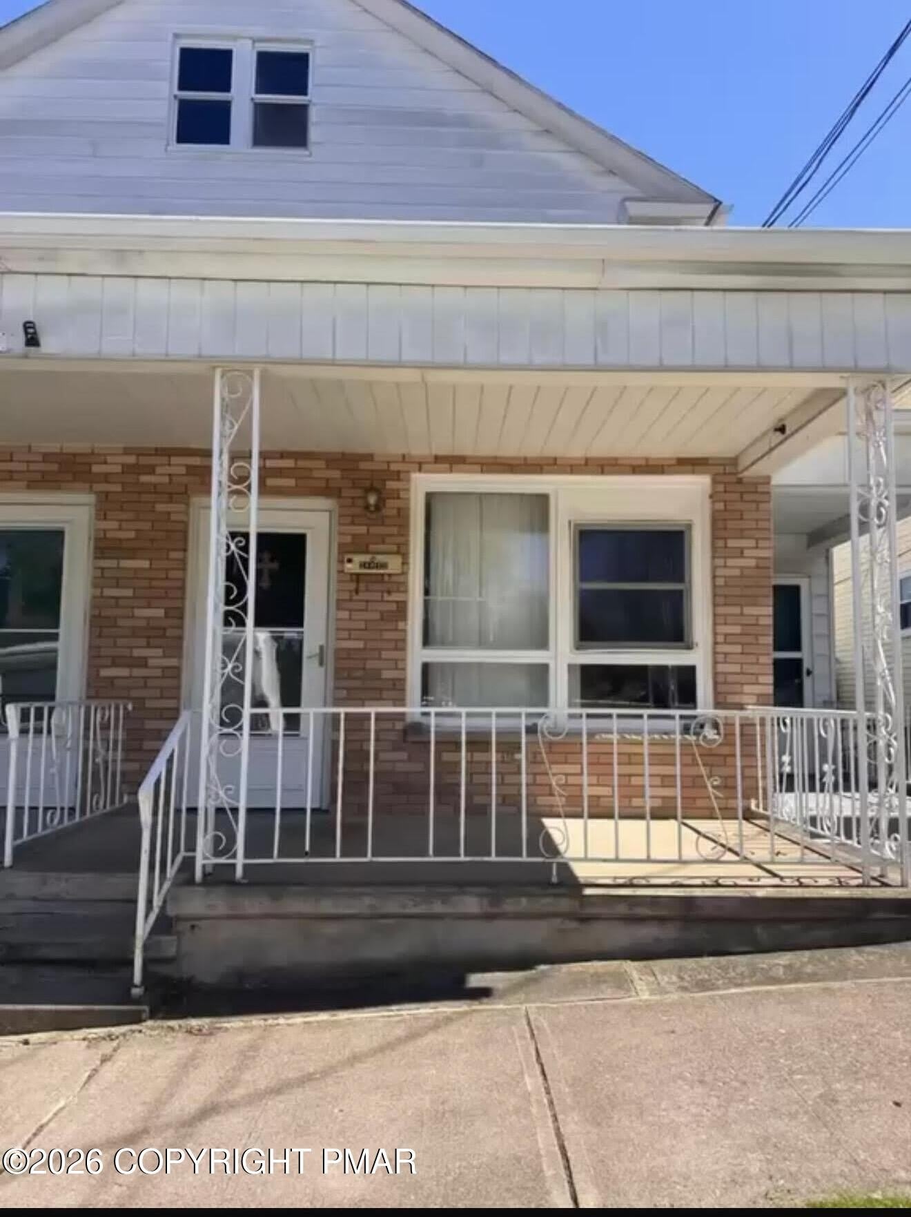 288 1/2 Hillside Avenue – photo 1