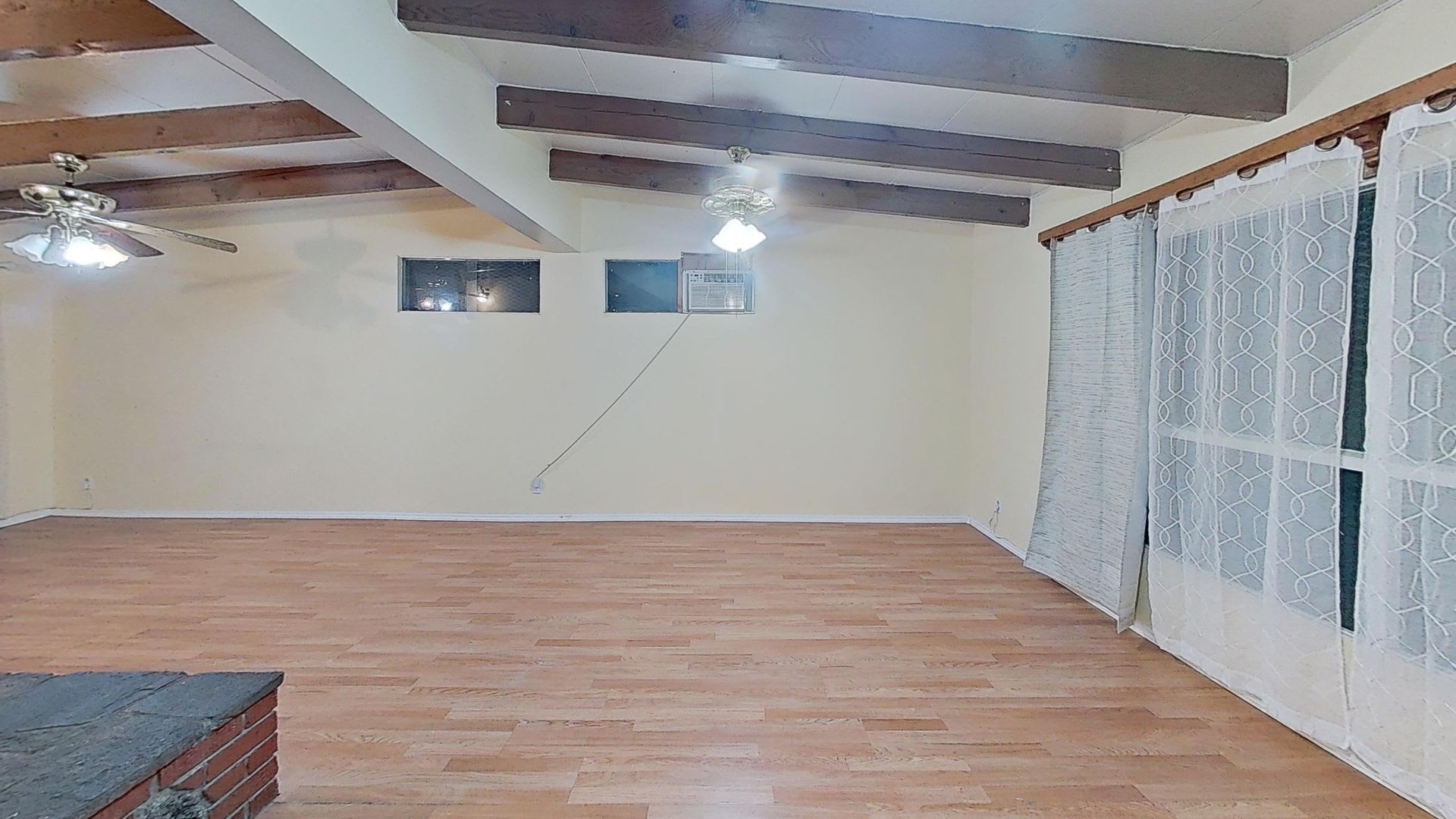 Beautiful 3B/2B Home in Wast Palmdale – photo 3