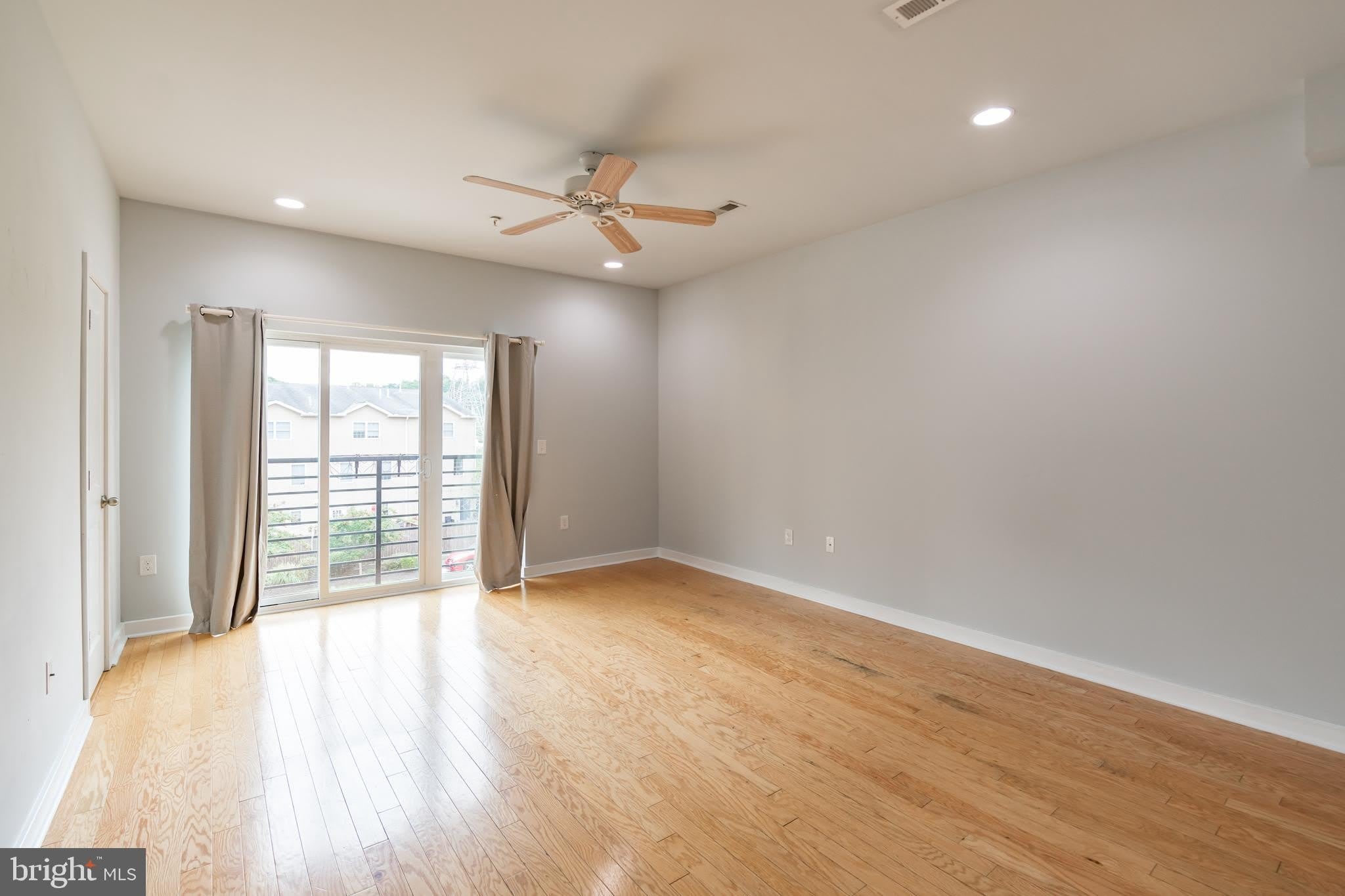 4124 TOWER Street – photo 5