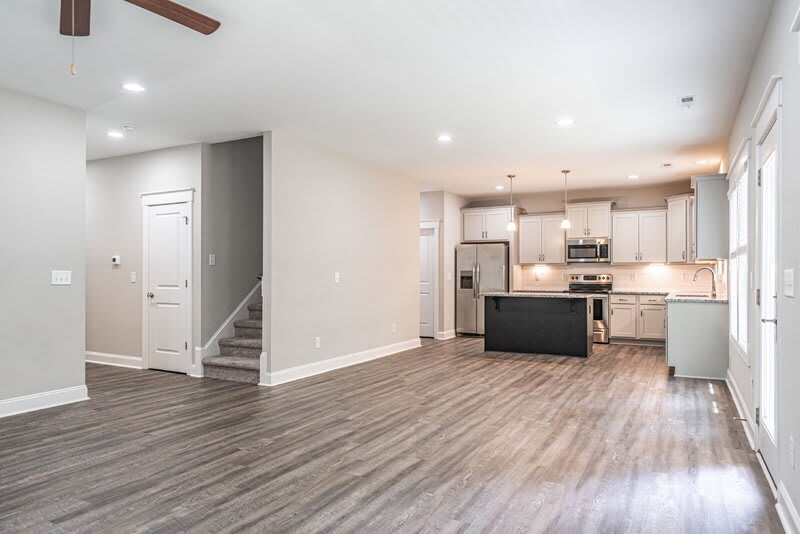 643 Lilac Lane – photo 4