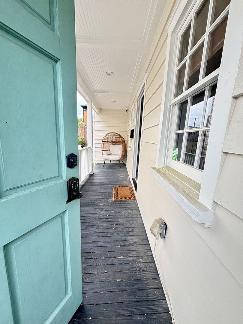 Available August 1St Available Fully Furnished 3 Br In The Heart Of Downtown Charleston – photo 3
