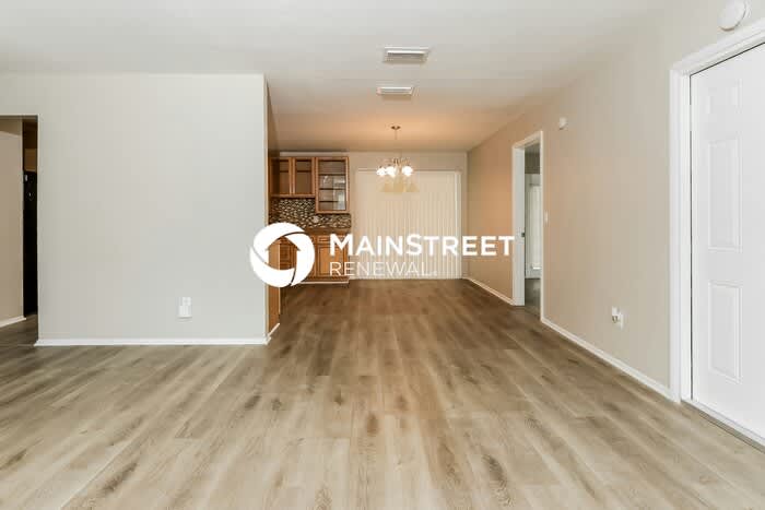426 Southwest Eastport Circle – photo 4