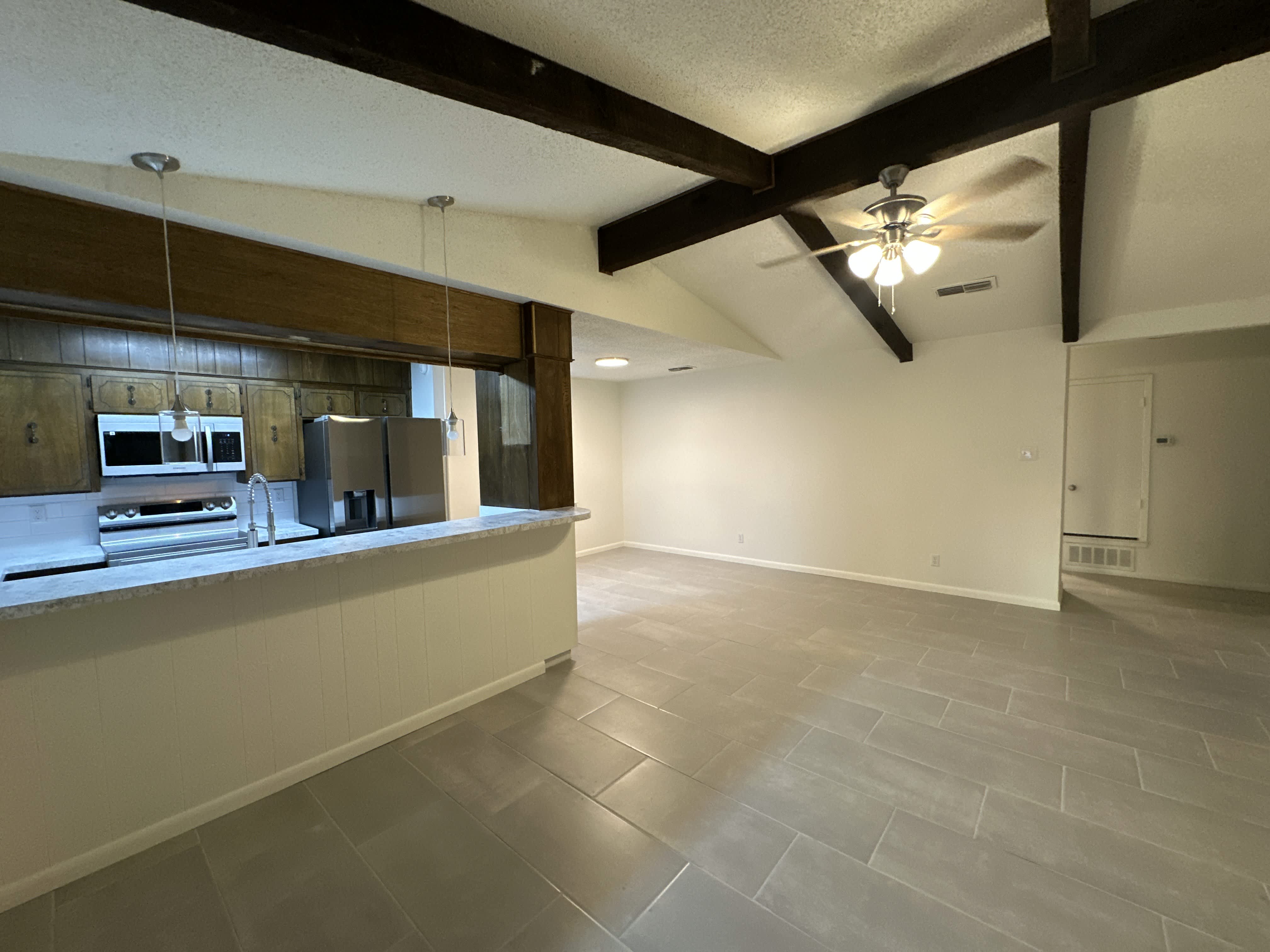 2207 Grandon Cir – photo 4