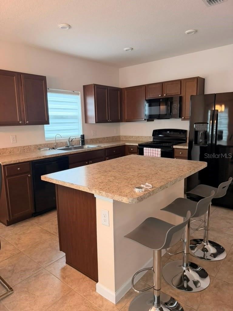 1052 KOBUK Street – photo 4