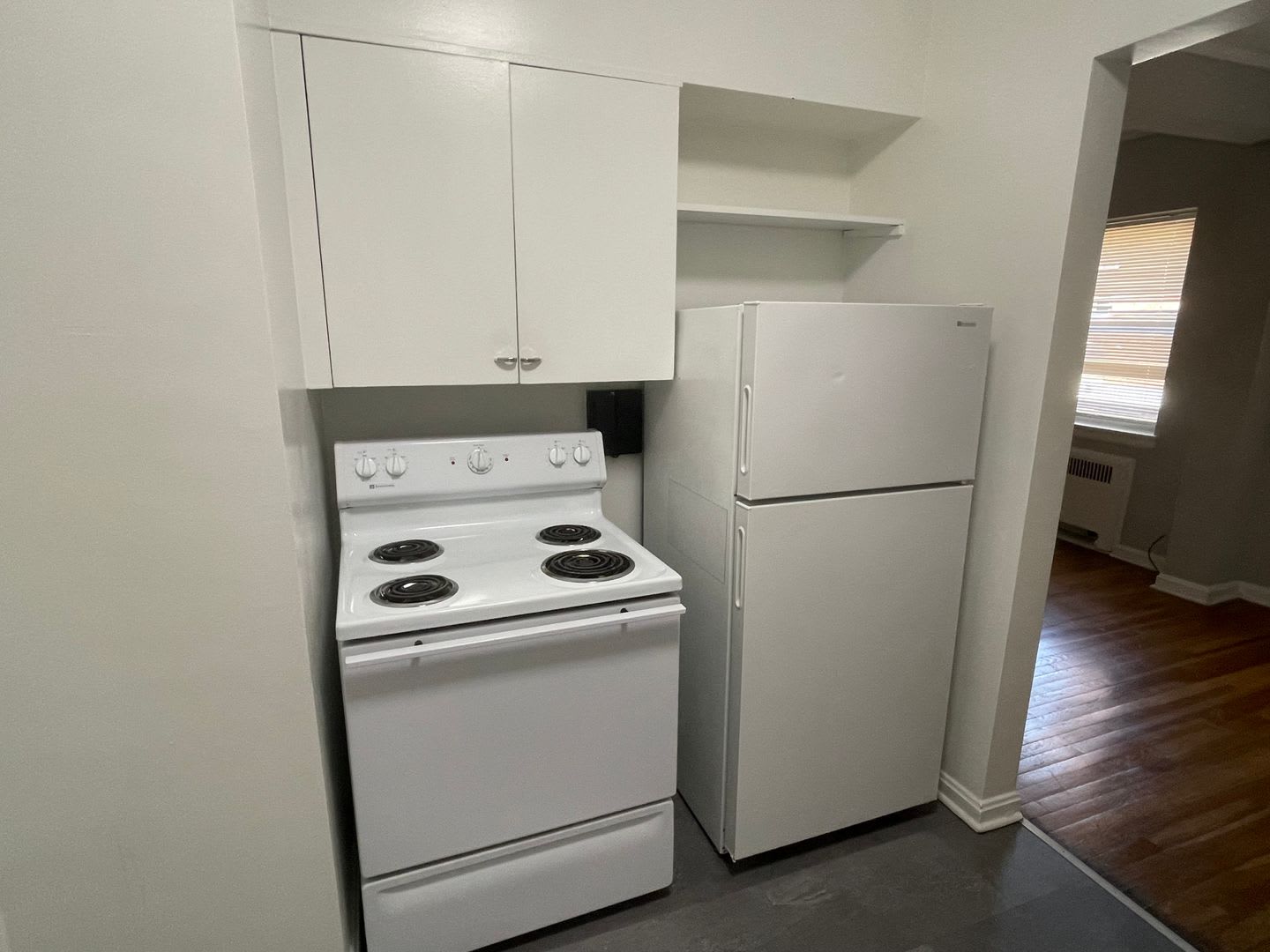 12021 Edgewater Drive – photo 2