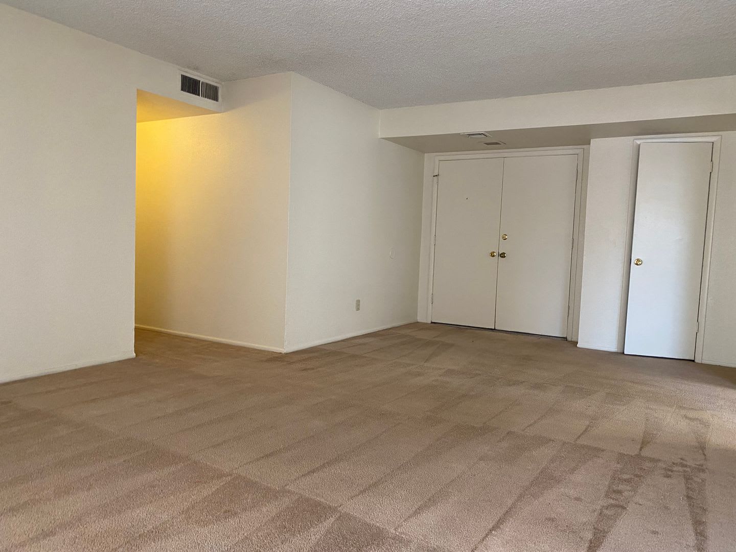 Mesa 3 Bed 2 Bath Single Story – photo 2