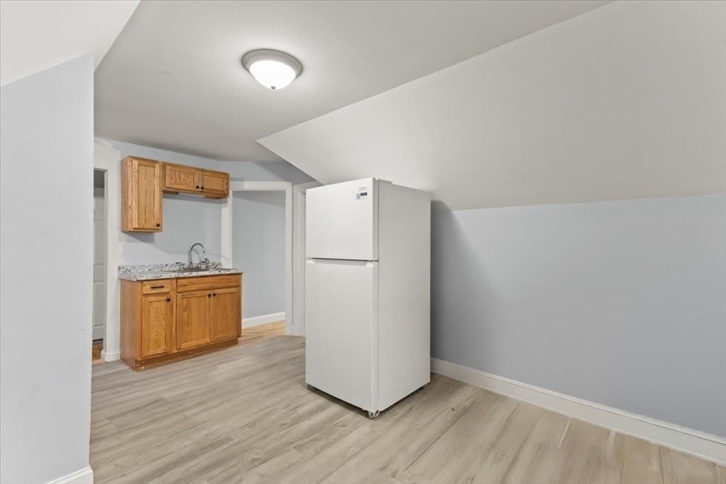 60 Calmar Street – photo 3