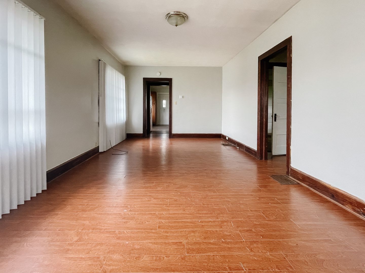 1920 S Gharkey St Coming Soon Pet Friendly 2 Bedroom Home Near Downtown Muncie W D Hookups – photo 5