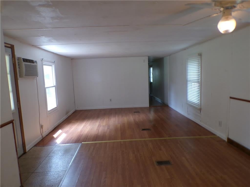 717 Washington Street – photo 3