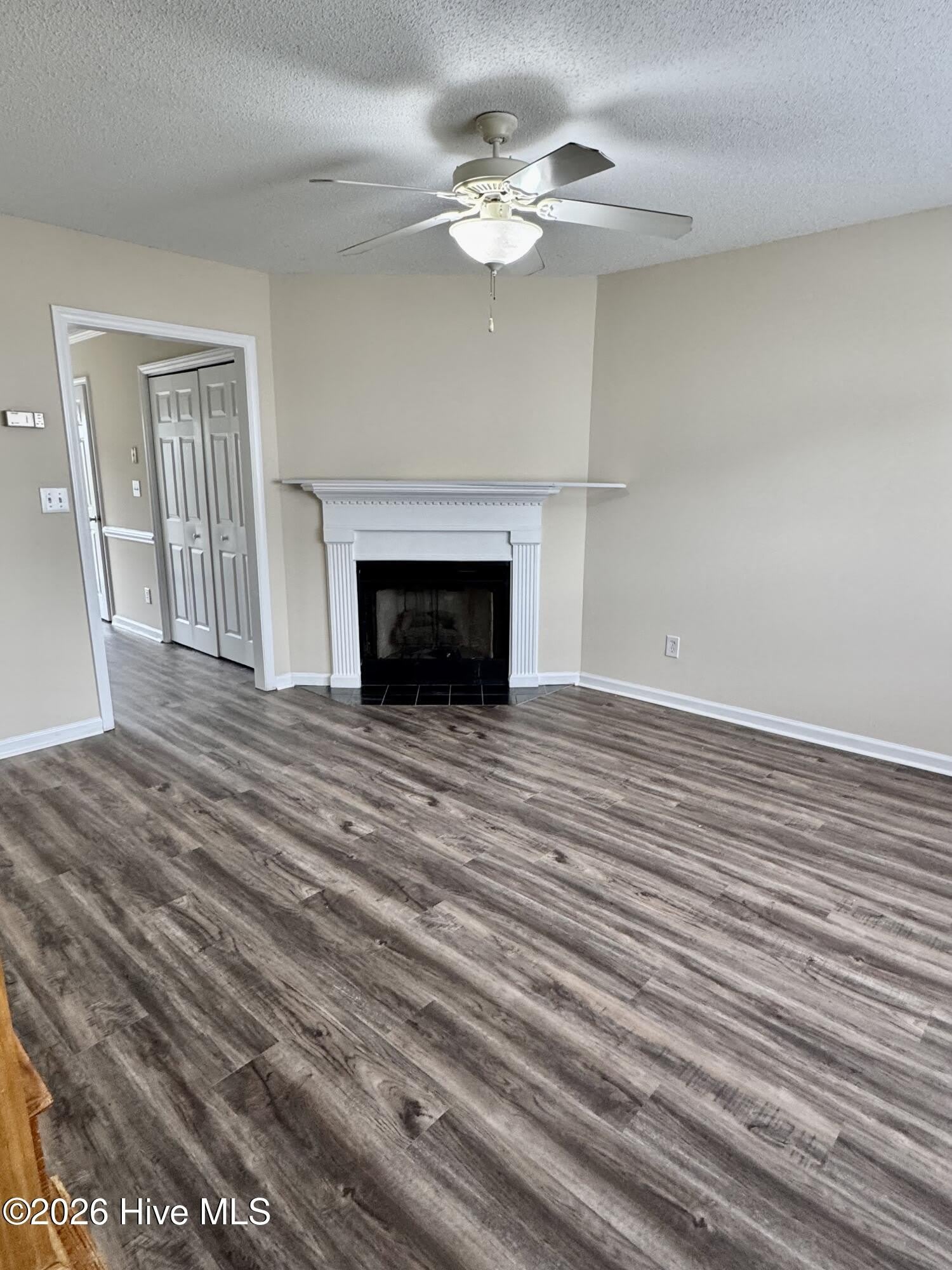 3951 Sterling Pointe Drive – photo 2