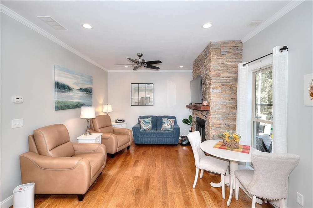 5155 Donald Drive – photo 1