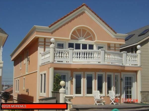 305 Beachfront – photo 1