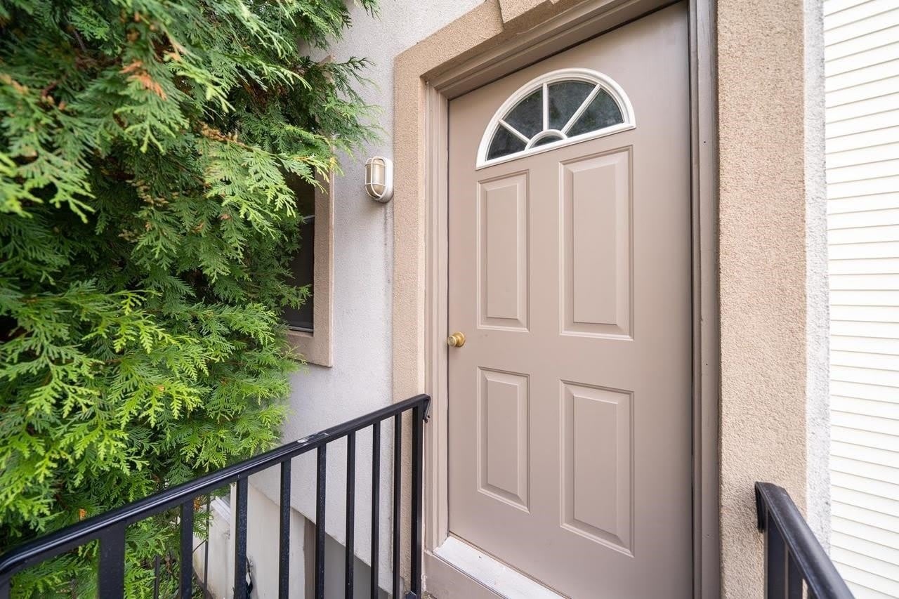 100 CENTRAL AVE – photo 4