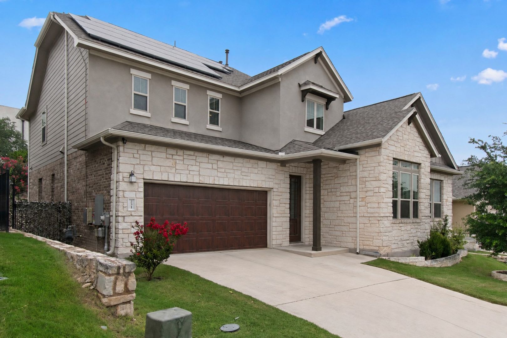 231 Village Oaks, Austin, TX 78737 – photo 2