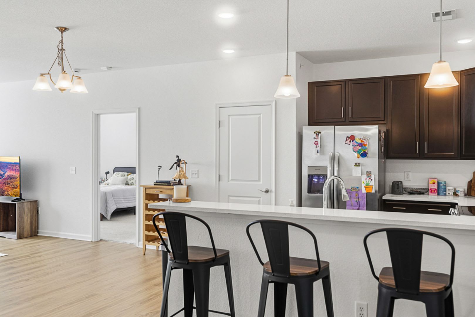 Like-new 2 bedroom, 2 bathroom condo in the desirable Spence Crossing community! – photo 5