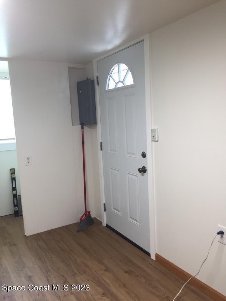 2206 Irwin Street – photo 2