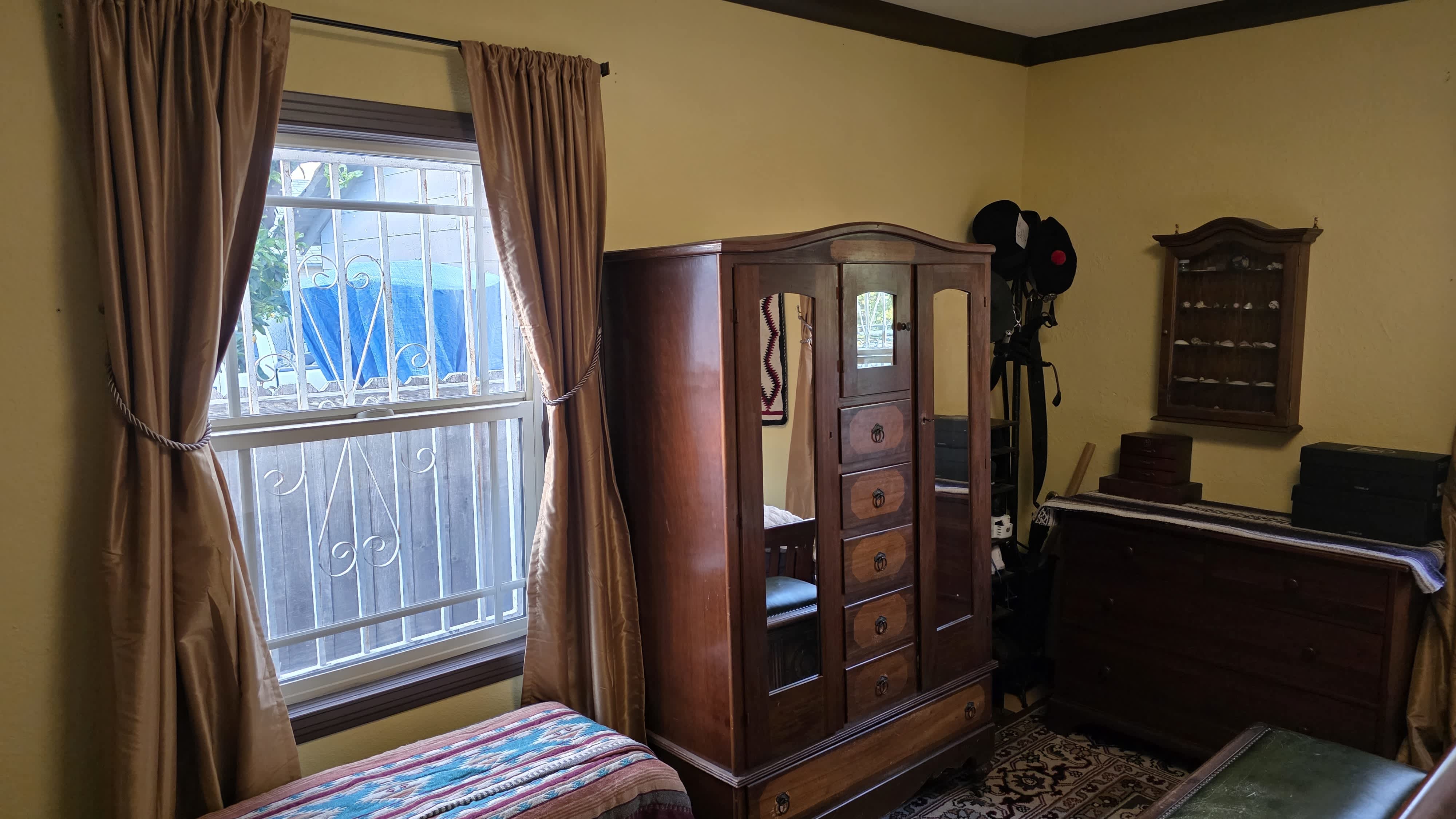 1415 West 49Th Street – photo 4