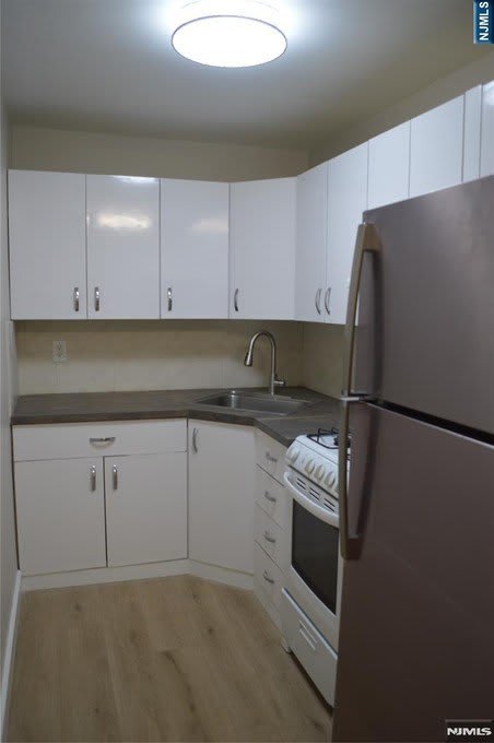 455 Fairview Avenue – photo 2