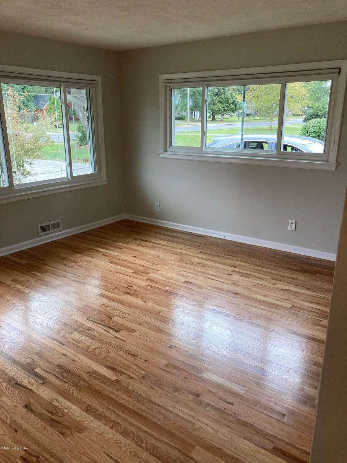 2510 Browns Lane – photo 4
