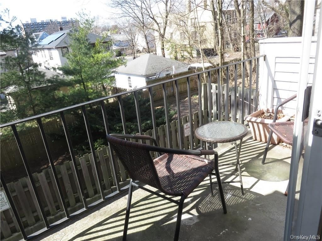 36 Greenridge Avenue – photo 3