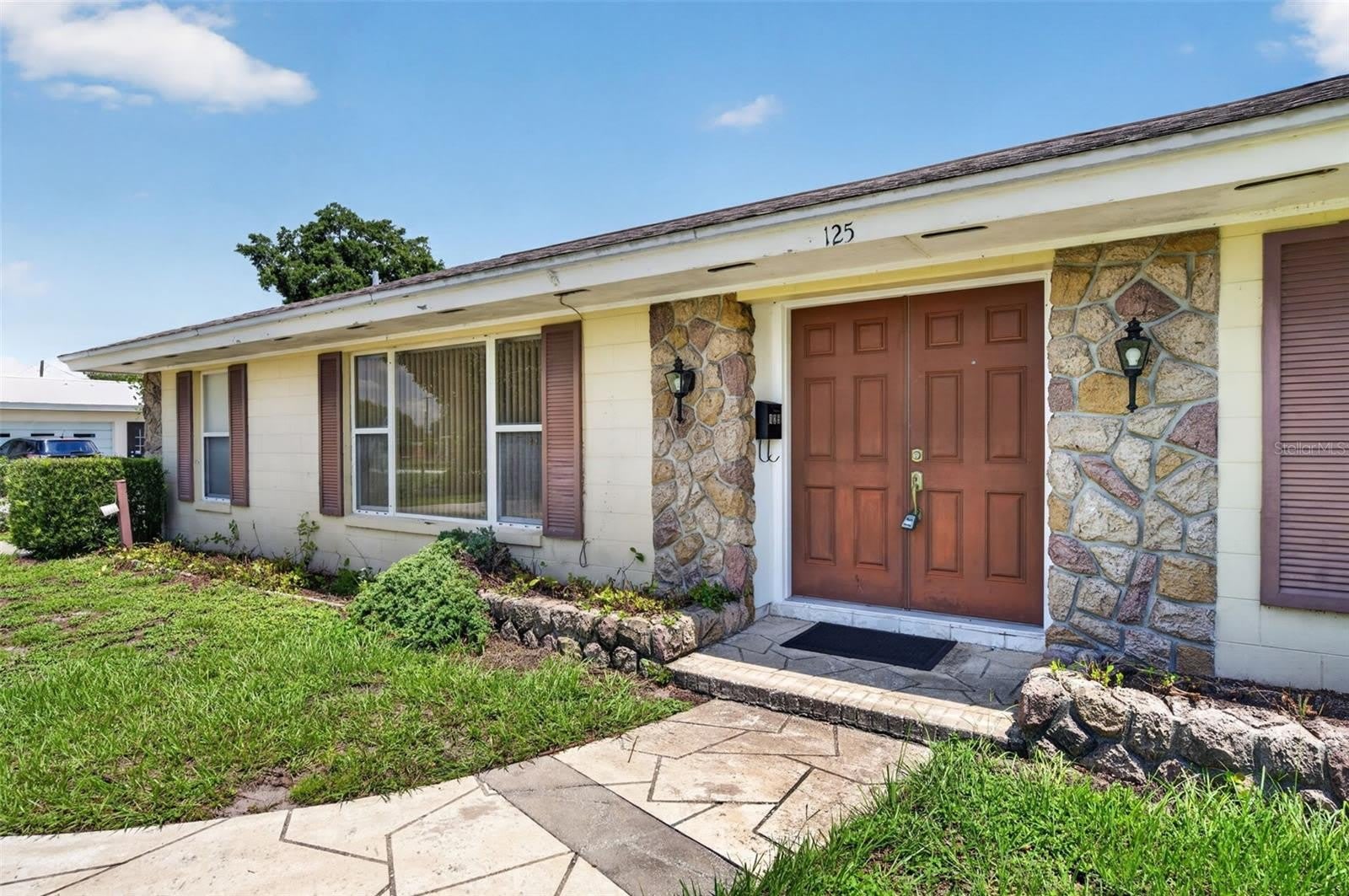125 E Faith Terrace – photo 2