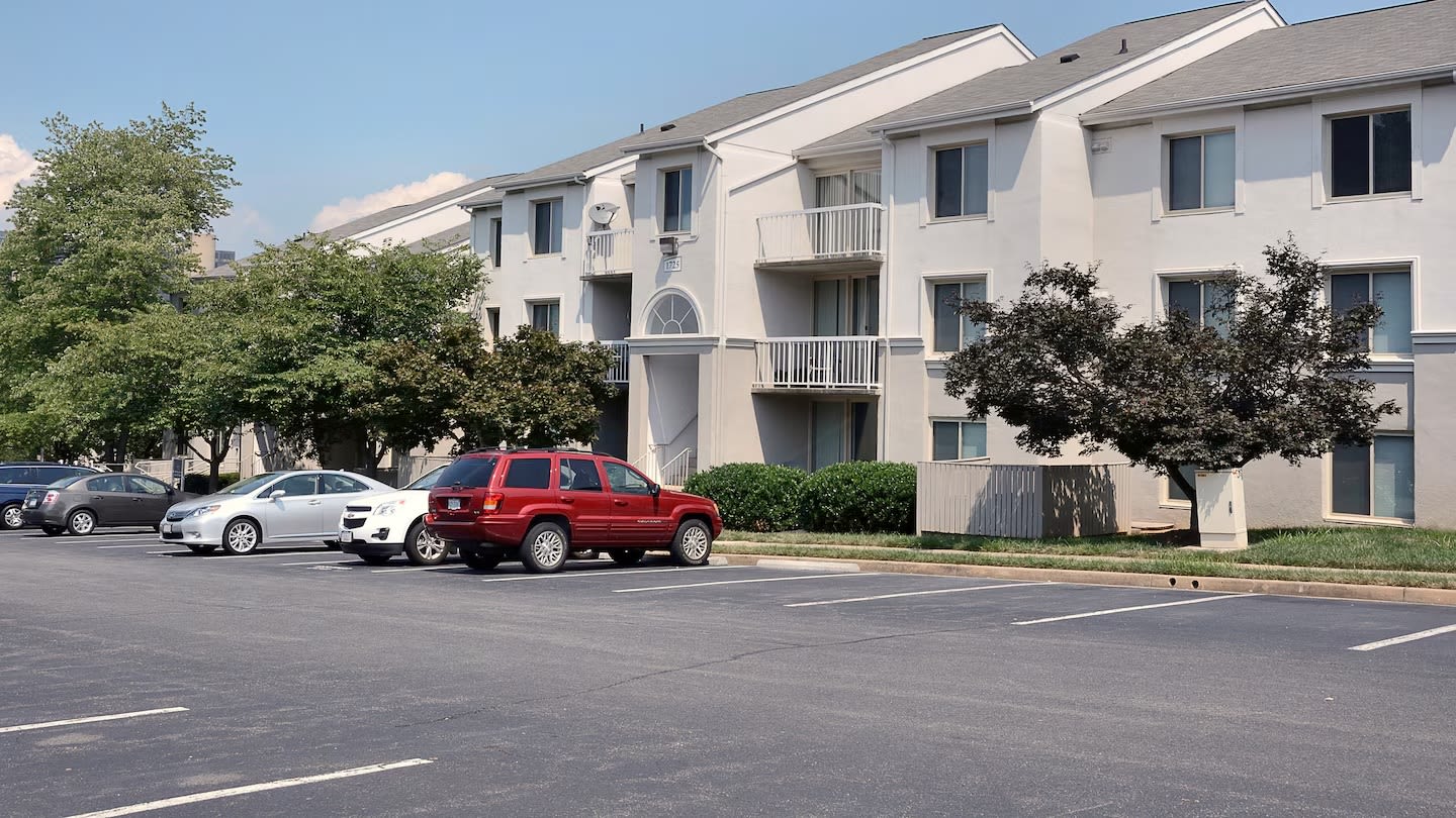Tysons Crossing – photo 2
