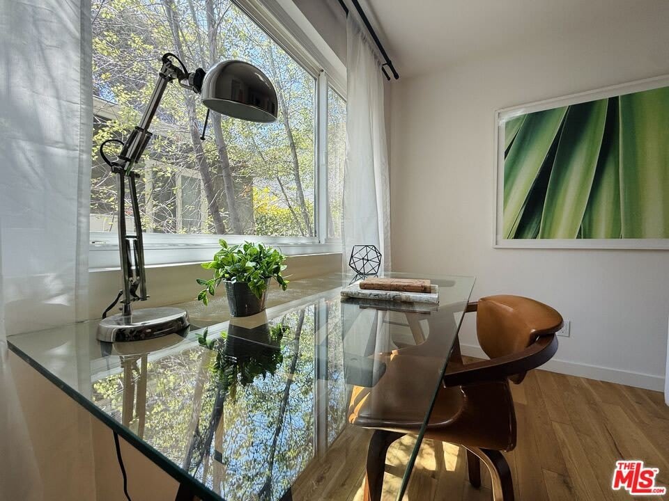 1809 Oak St – photo 5