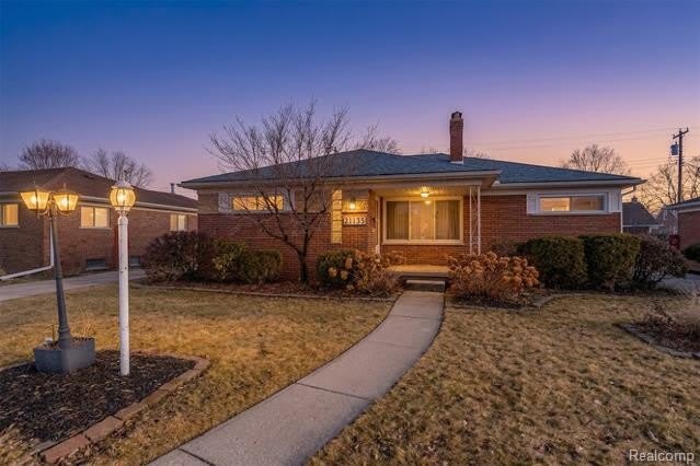 21135 Virginia Avenue – photo 2