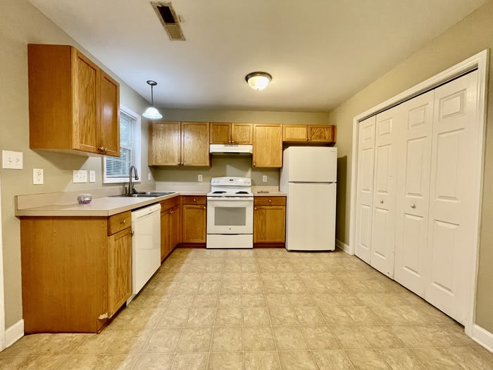 228 Bass Lake Road – photo 5