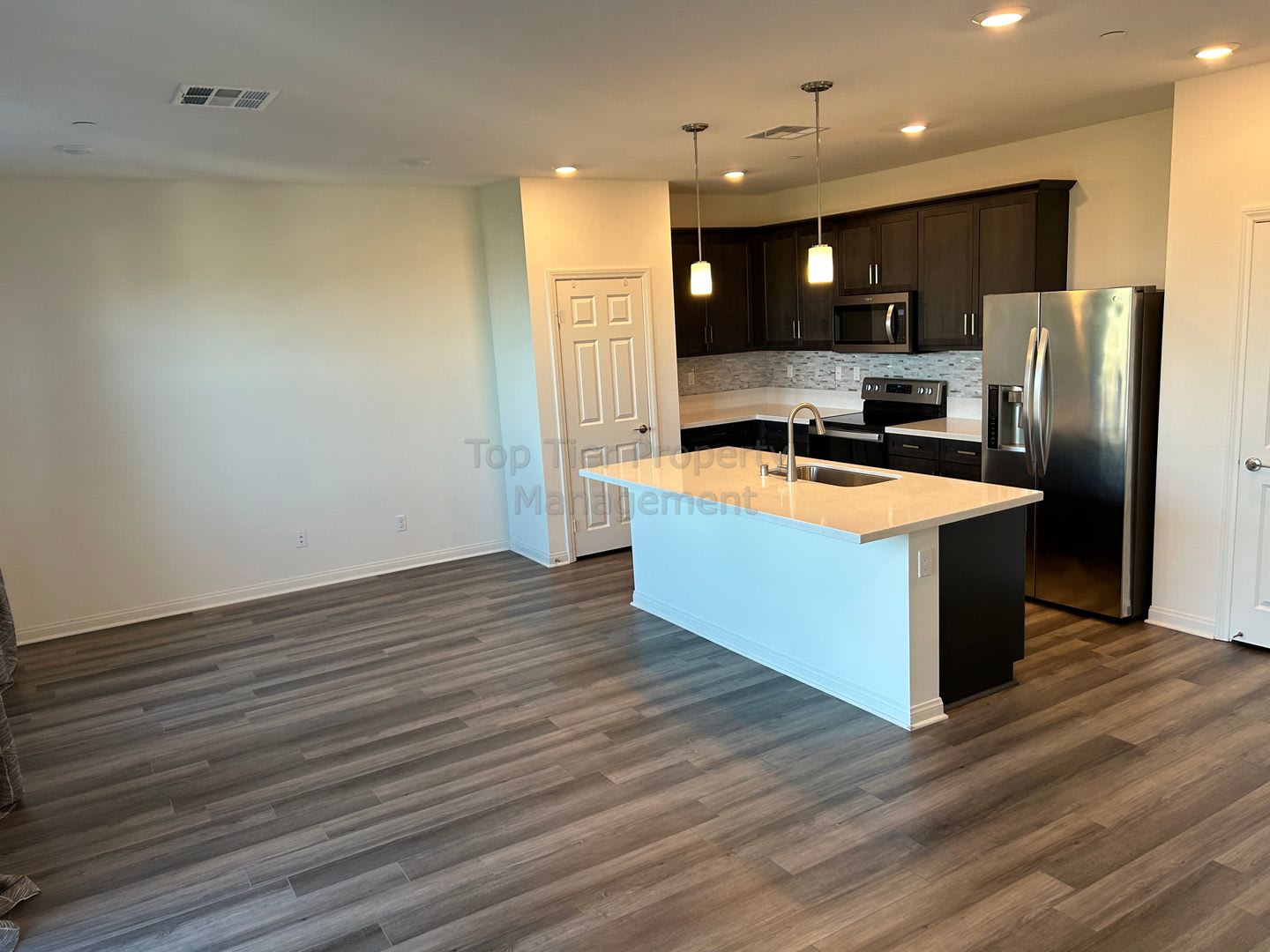 Beautiful 2 Bed 2 5 Bath Town Home In San Marcos Available 08 21 – photo 5