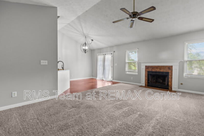 2979 Sentinel Cir – photo 4