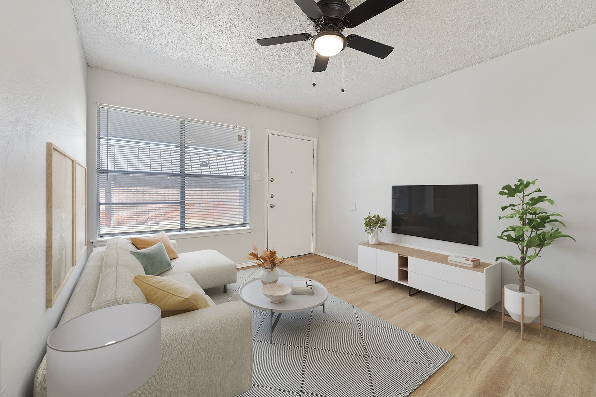 Olivo Square Apartments – photo 4