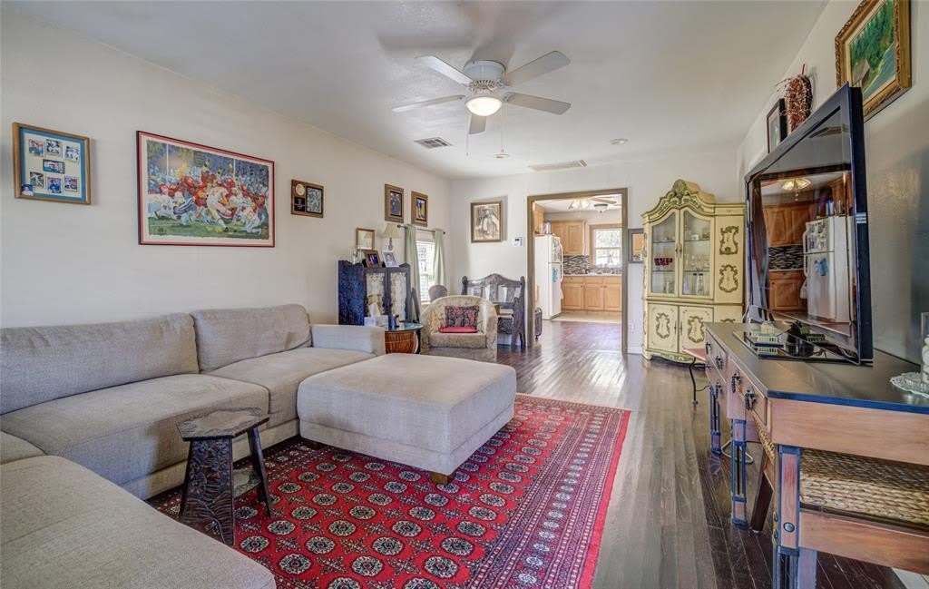 913 E Comanche Street – photo 3