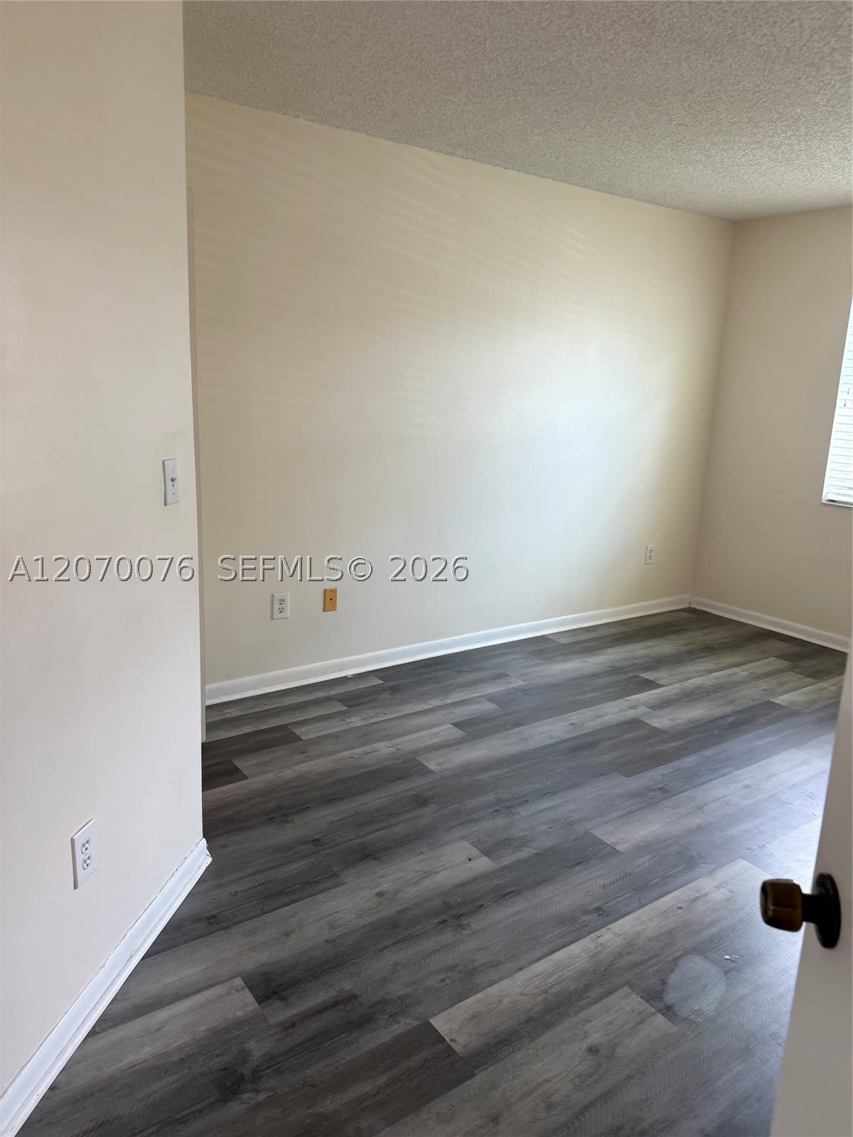 2255 SE 27th Dr – photo 2
