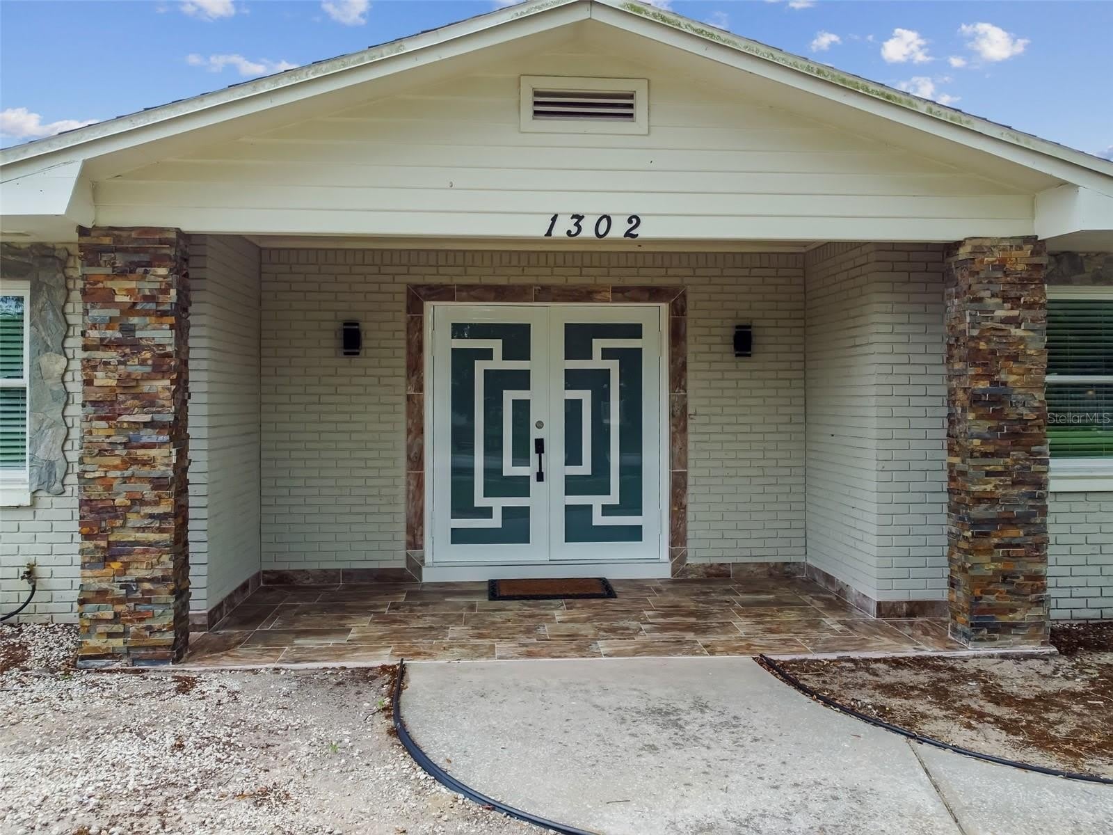 1302 BRANDONWOOD Drive – photo 3