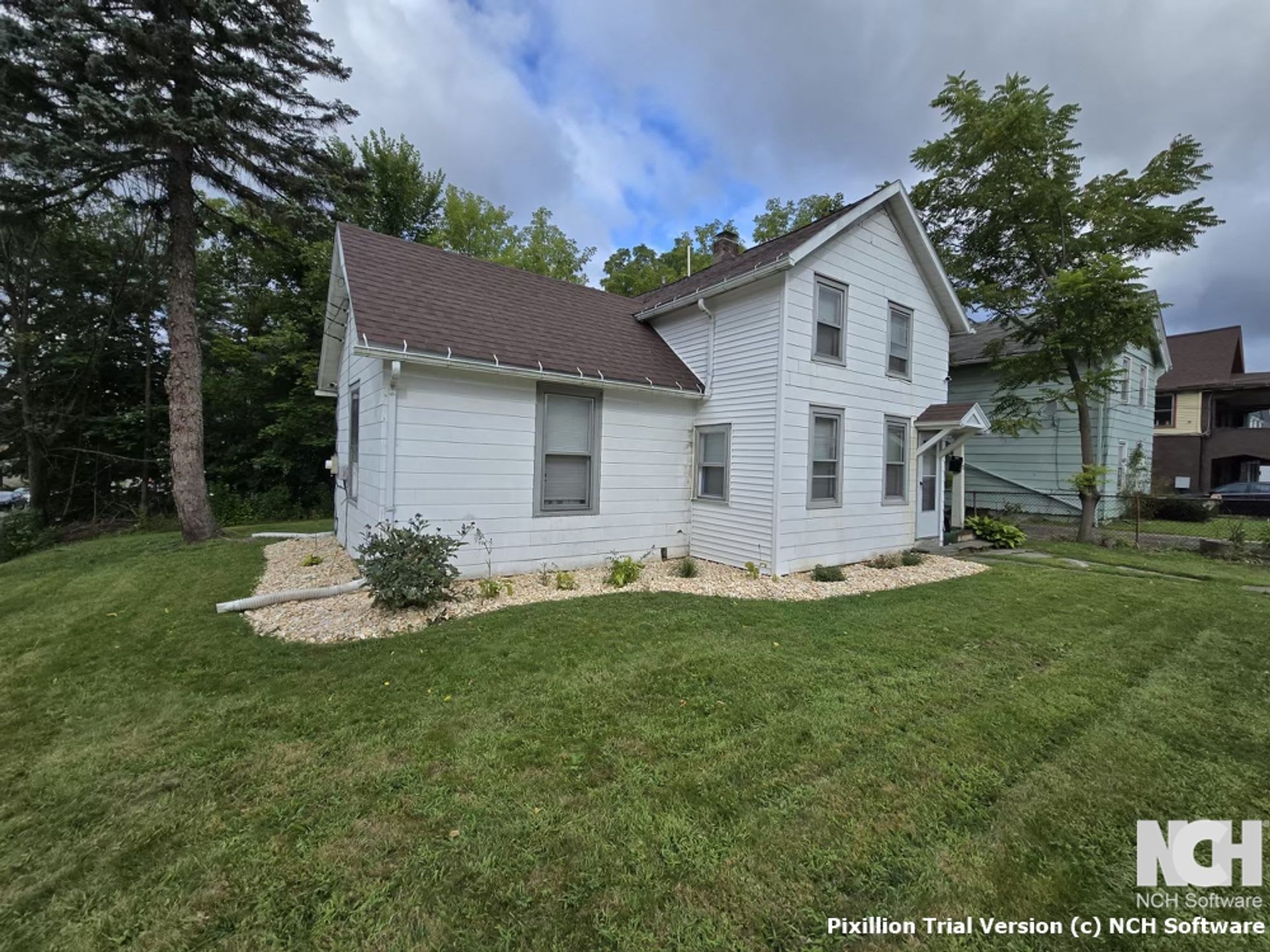 Renovated Four Bedroom House In A Great Location – photo 3