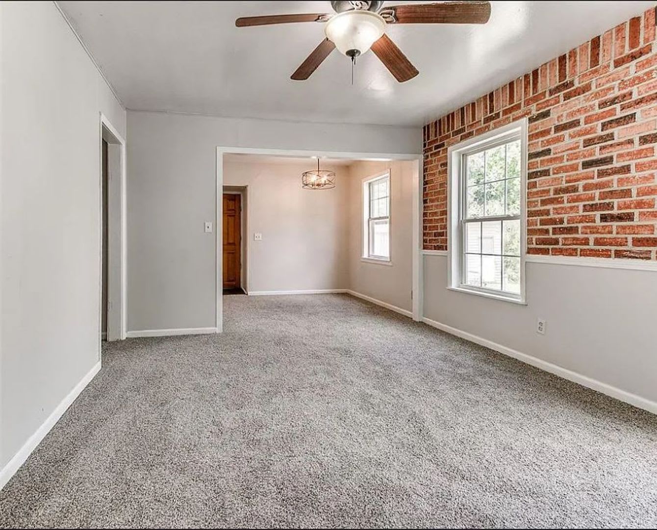 Charming & Refreshed home in the heart of Midwest City – photo 4
