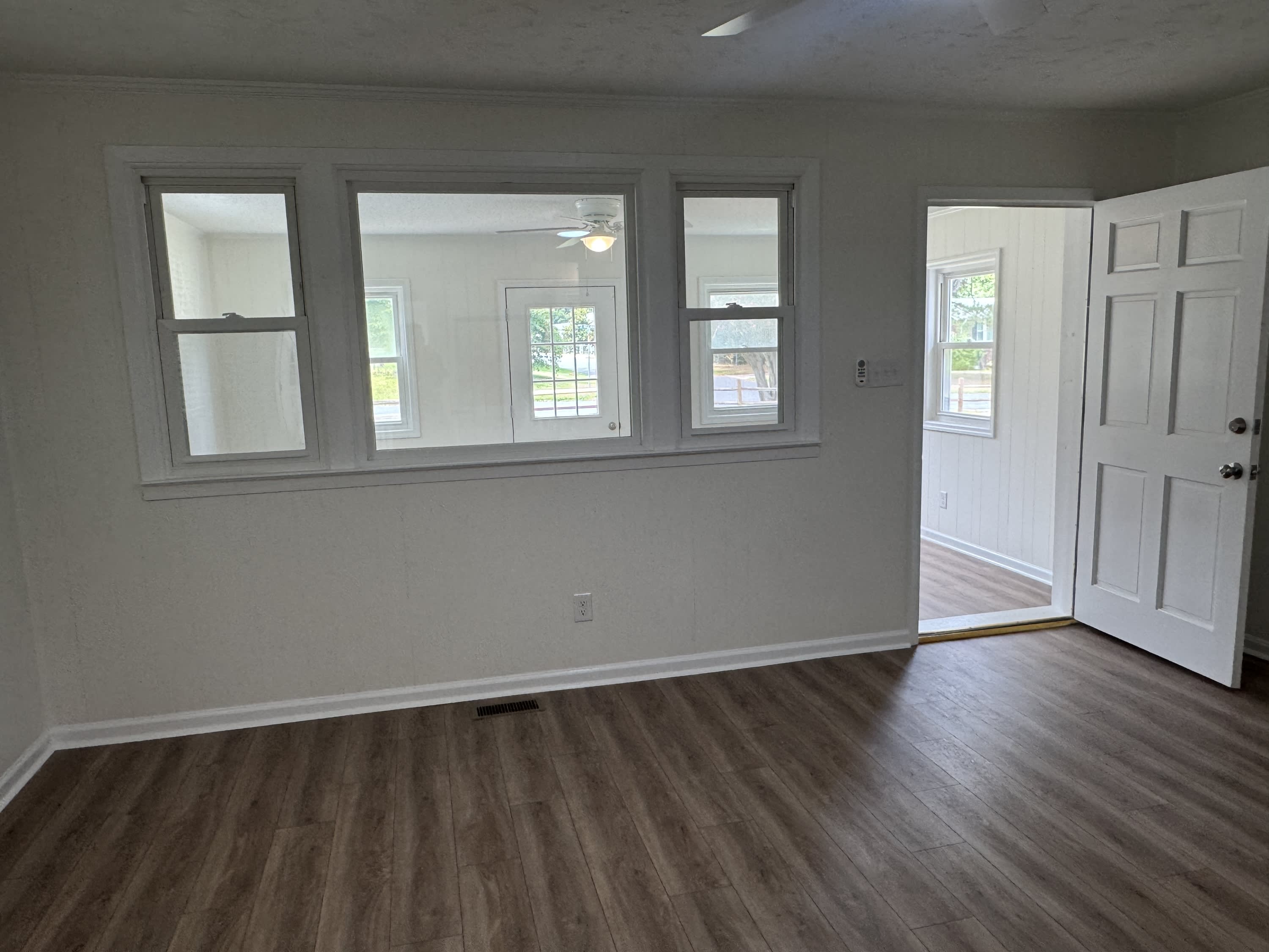 208 Regalwood Drive – photo 3
