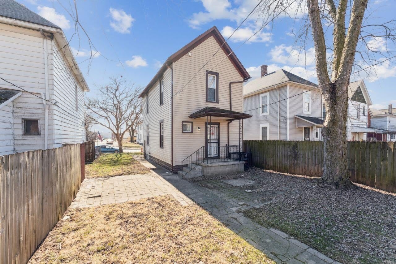 274 E Barthman Avenue – photo 5