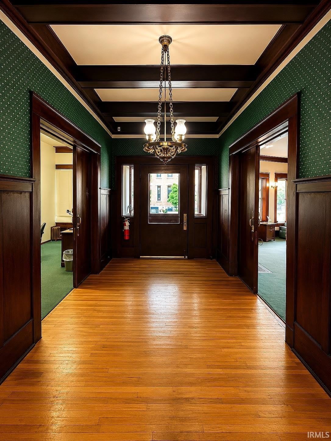 902 W Wayne Street – photo 2
