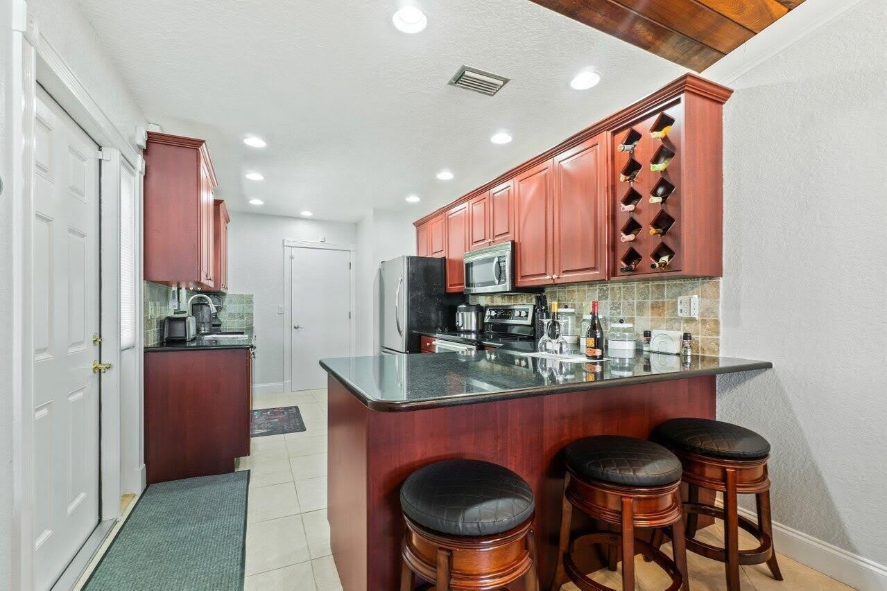12542 Westhampton Circle – photo 4